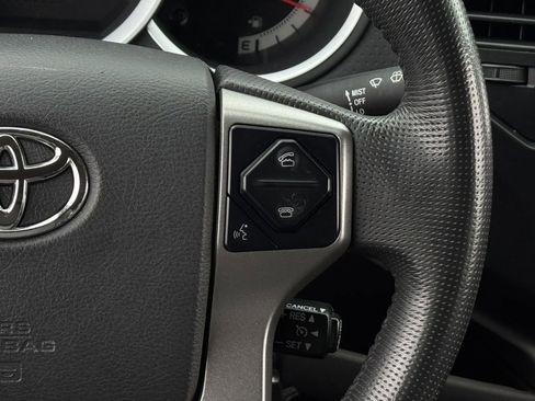 Used 2014 Toyota Tacoma PreRunner w/ Convenience Package image 15