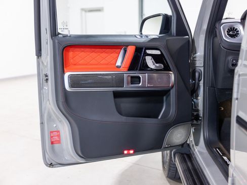 Used 2025 Mercedes-Benz G 63 AMG 4MATIC image 28