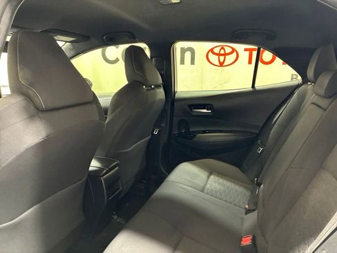 Used 2021 Toyota Corolla SE FWD image 21