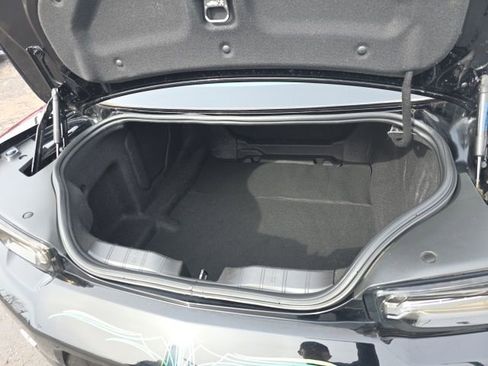 Used 2020 Chevrolet Camaro LT w/ RS Package image 40