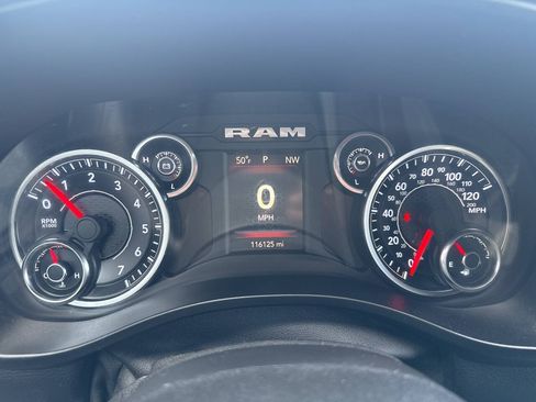 Used 2019 RAM 1500 Big Horn AWD/4WD image 32