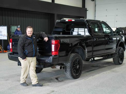 Used 2021 Ford F250 Lariat image 5