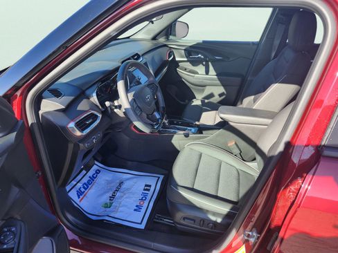 Used 2022 Chevrolet TrailBlazer RS image 9