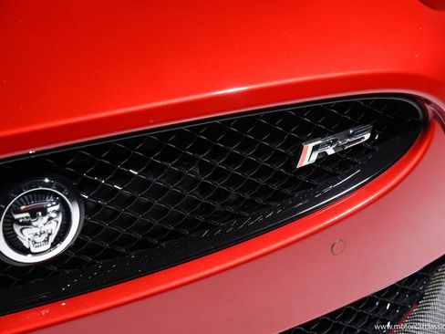 Used 2013 Jaguar XKR R-S RWD image 22