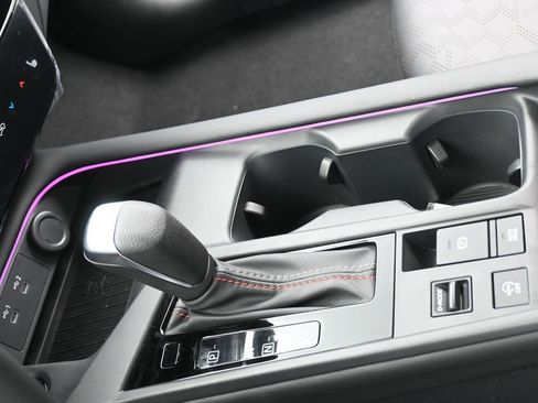 New 2026 Nissan Sentra SR w/ SR Premium Package FWD image 23
