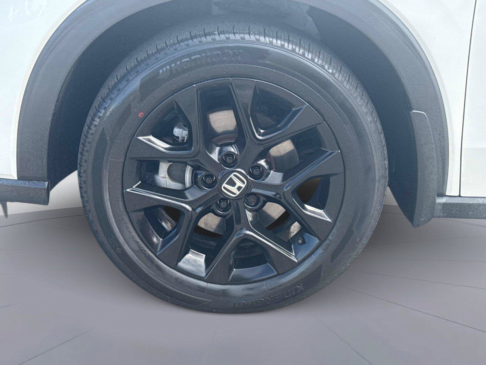 Certified 2024 Honda HR-V Sport image 11