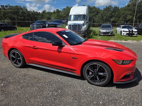 Used 2016 Ford Mustang GT Premium RWD image 5