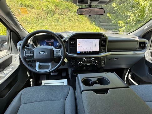 Used 2025 Ford F150 XLT w/ Equipment Group 301A Standard AWD/4WD image 11