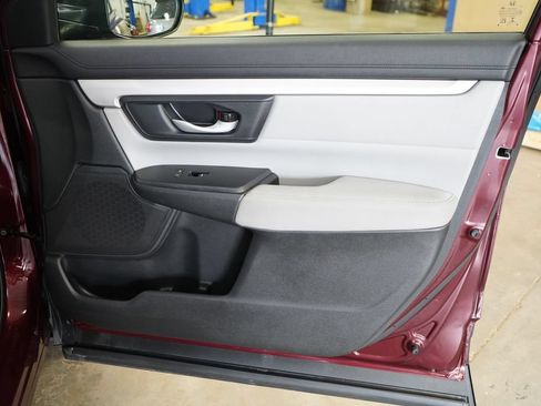 Used 2018 Honda CR-V LX image 18