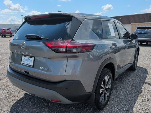 Used 2023 Nissan Rogue SV AWD/4WD image 8