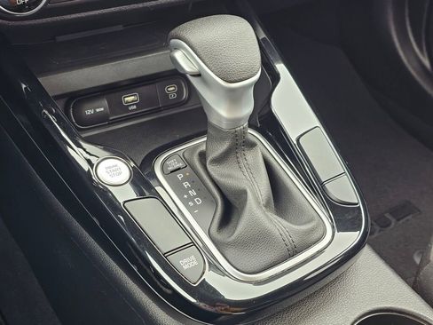 Certified 2023 Kia Soul S FWD image 18