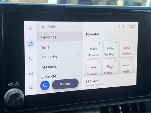 Used 2025 Toyota RAV4 LE image 20