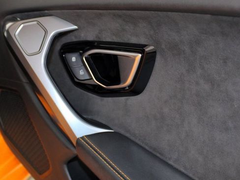 Used 2017 Lamborghini Huracan LP 580-2 image 26