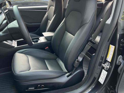 Used 2024 Tesla Model 3 Long Range RWD image 37