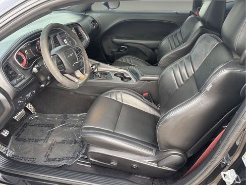 Used 2023 Dodge Challenger SRT Hellcat image 3