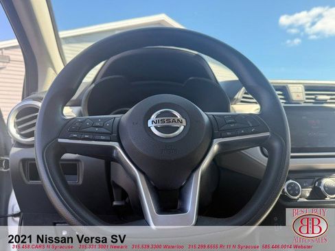 Used 2021 Nissan Versa SV FWD image 17