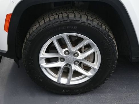 Used 2022 Jeep Grand Cherokee L Laredo w/ Luxury Tech Group I image 24