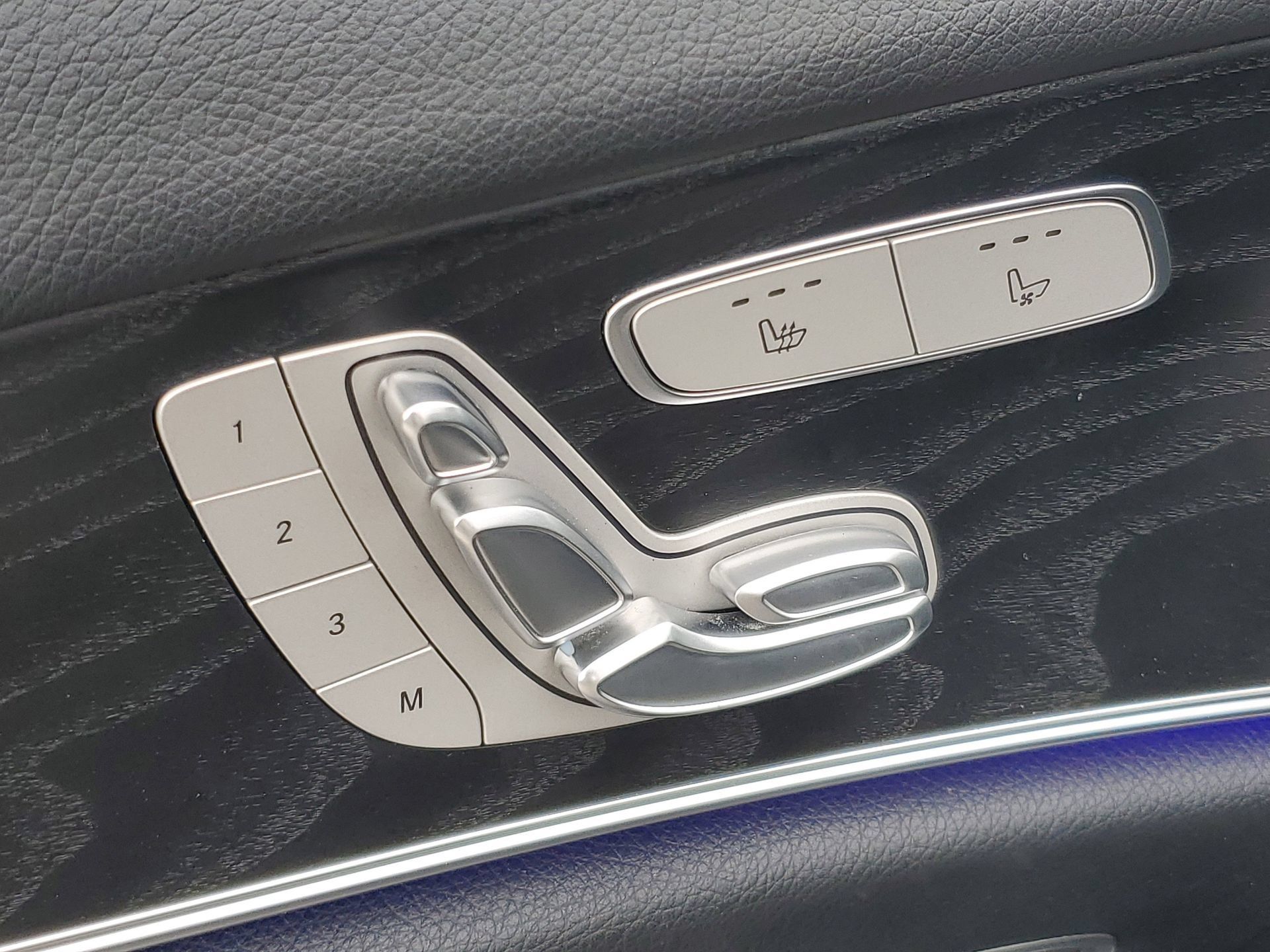 Used 2022 Mercedes-Benz E 350 Sedan image 23