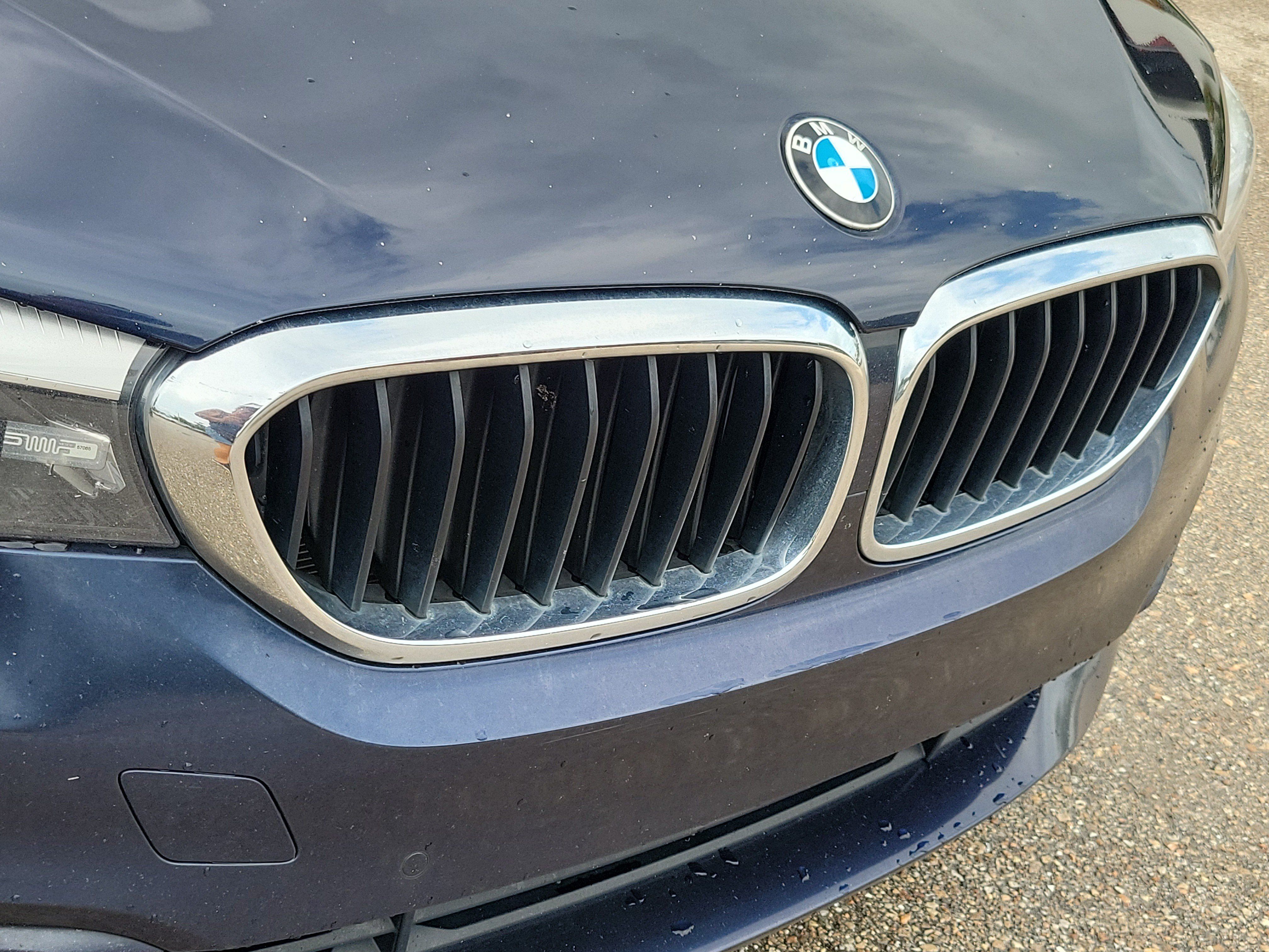 Used 2018 BMW 530e w/ Premium Package 2 RWD image 13