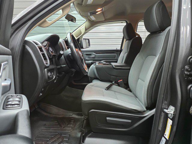 Used 2020 RAM 1500 Big Horn AWD/4WD image 17