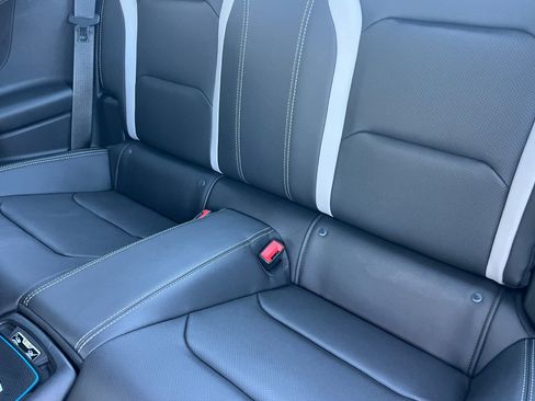 Used 2018 Chevrolet Camaro SS RWD image 15