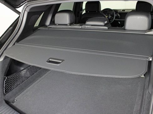 Used 2025 Porsche Cayenne image 14