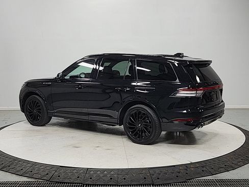 Used 2025 Lincoln Aviator Reserve w/ Equipment Group 201A AWD/4WD image 5
