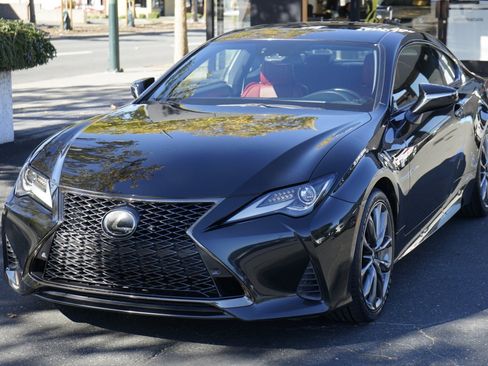 Used 2019 Lexus RC 300 F Sport image 3
