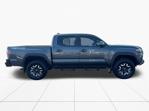 Used 2023 Toyota Tacoma TRD Off-Road w/ Advanced Technology Package AWD/4WD image 7