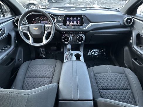 Used 2022 Chevrolet Blazer LT image 12