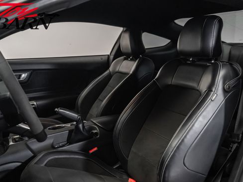 Used 2016 Ford Mustang Shelby GT350 w/ Technology Package image 22