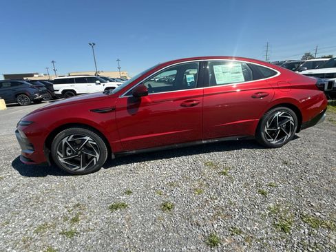 New 2026 Hyundai Sonata SEL FWD image 3