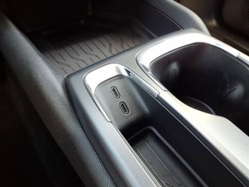 New 2026 Chevrolet Equinox EV LT w/ Comfort Package image 32