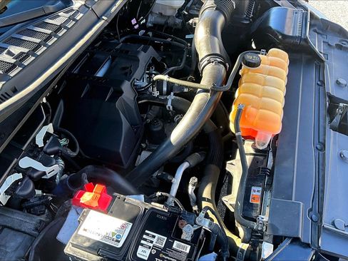 Certified 2018 Ford F150 XLT image 32