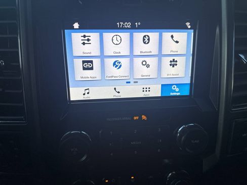 Used 2019 Ford F150 XLT w/ Equipment Group 301A Mid AWD/4WD image 14