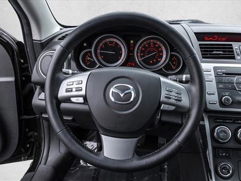 Used 2009 MAZDA MAZDA6 i Grand Touring w/ Moonroof & Bose Pkg image 13