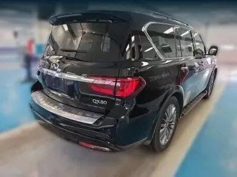 Used 2018 INFINITI QX80 4WD w/ Driver Assistance Package image 3