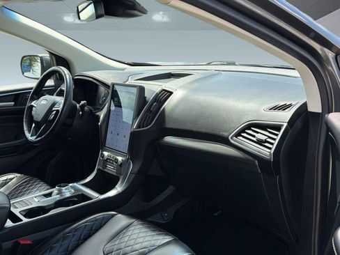 Certified 2023 Ford Edge Titanium AWD/4WD image 28