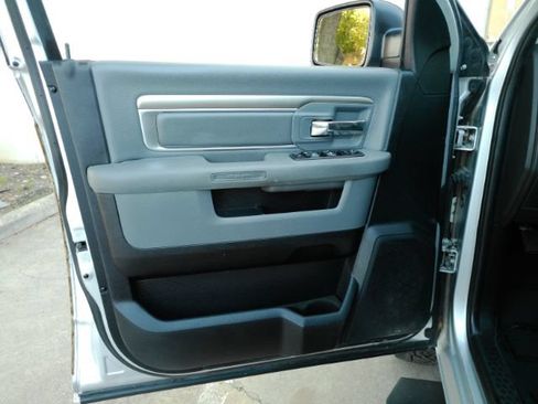 Used 2016 RAM 1500 Big Horn AWD/4WD image 11