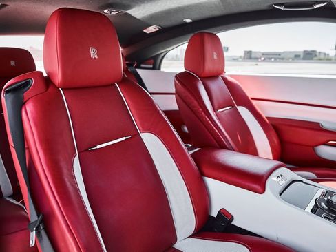 Used 2020 Rolls-Royce Wraith RWD image 36