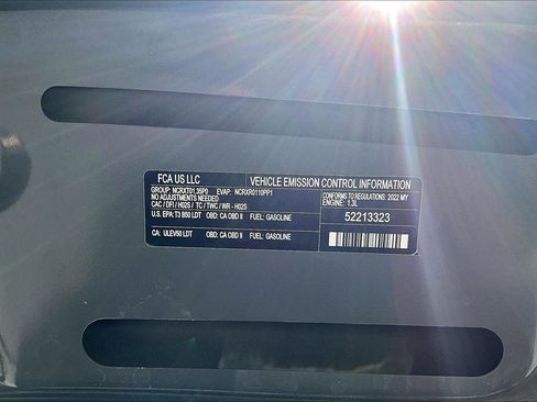 Certified 2022 Jeep Renegade Trailhawk w/ Sun/Sound Group AWD/4WD image 34
