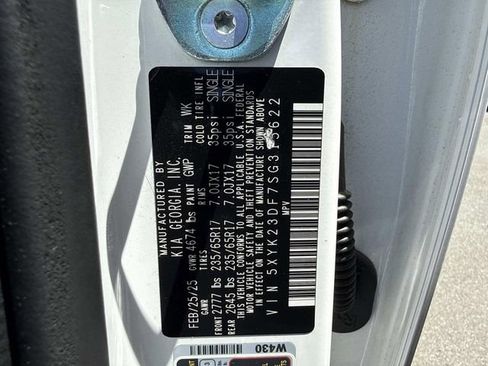 Used 2025 Kia Sportage LX FWD image 29