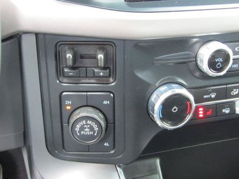 Used 2025 Ford F150 XLT w/ Equipment Group 302A MID AWD/4WD image 26
