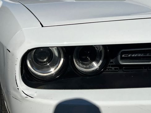 Used 2018 Dodge Challenger SXT RWD image 14