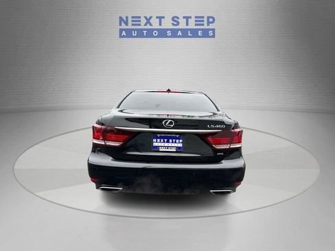 Used 2013 Lexus LS 460 AWD w/ Comfort Pkg image 7