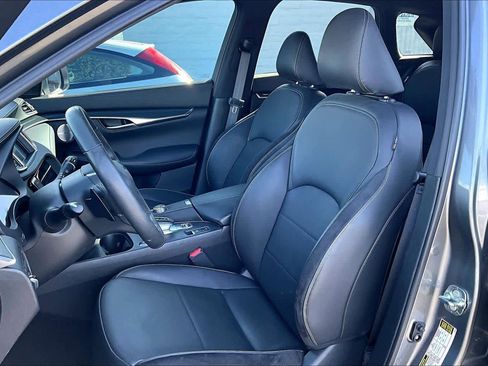 Used 2024 INFINITI QX50 Sport image 7