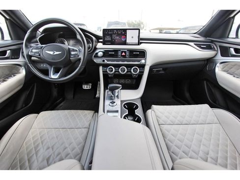 Used 2023 Genesis G70 3.3T w/ Sport Prestige Package image 10