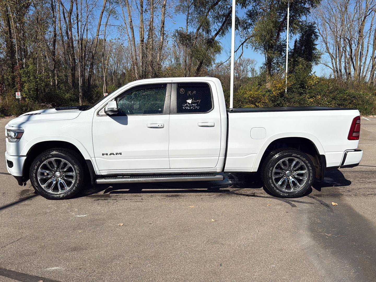 Used 2021 RAM 1500 Laramie w/ Sport Appearance Package AWD/4WD image 3