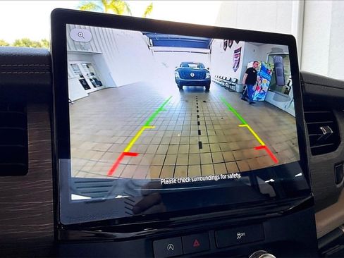 Used 2024 Ford Expedition Max Limited image 12