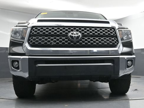 Used 2021 Toyota Tundra SR5 w/ SR5 Upgrade Package image 23